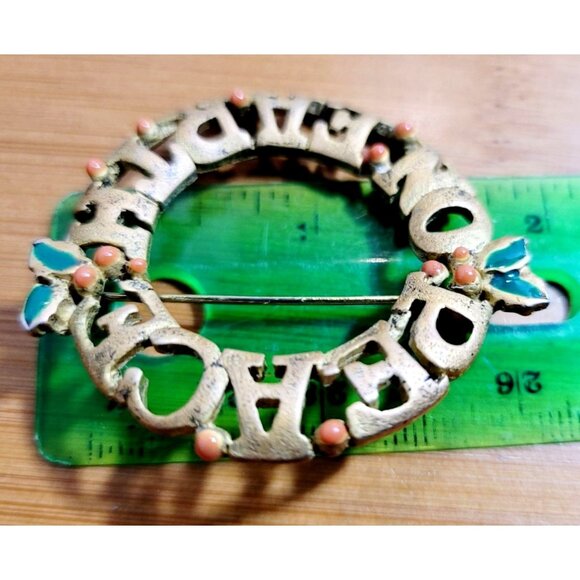 Christmas Tree and PEACE ON EARTH Wreath Pins 1950's Brooches Vintage Christmas - Picture 4 of 6